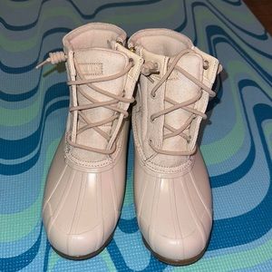 BRAND NEW SPERRY BOOTIES